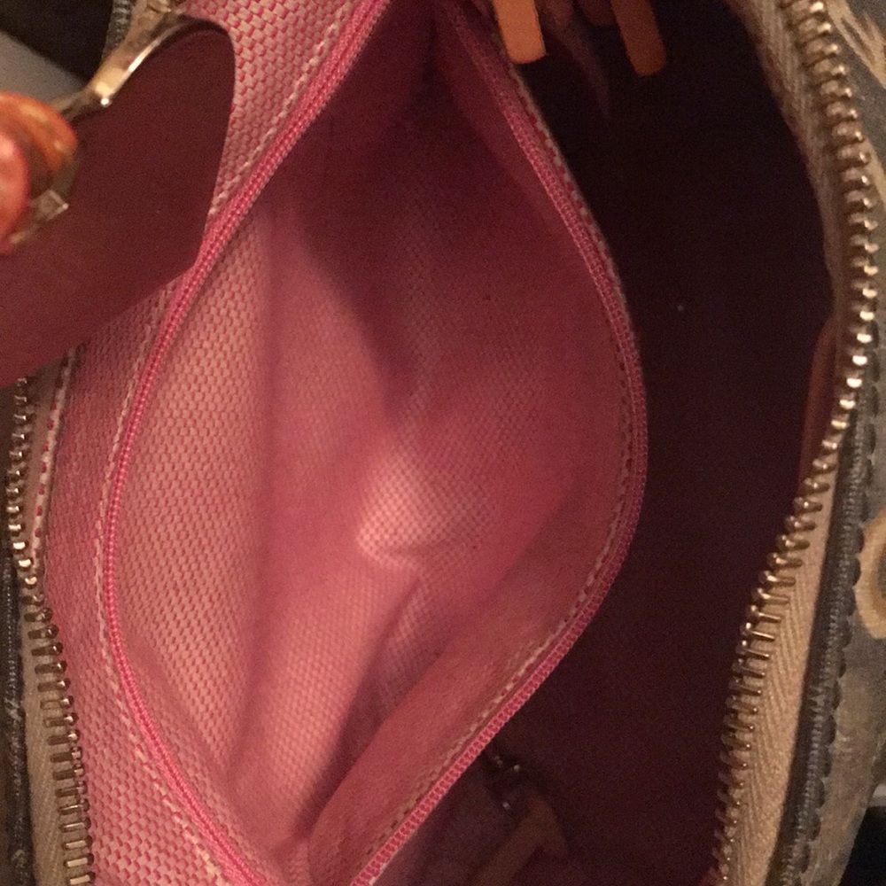 Designer Purse - Picture 6 of 6